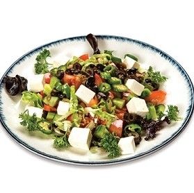 Peynirli Akdeniz Salata