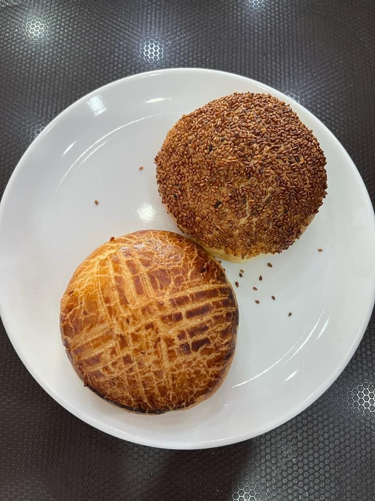 Sade Poğaça