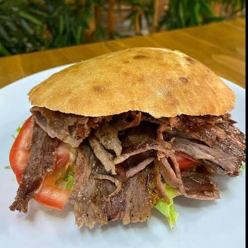 Tombik Pide Arası Et Döner