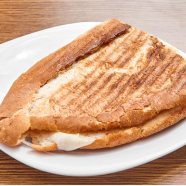 Kaşarlı tost