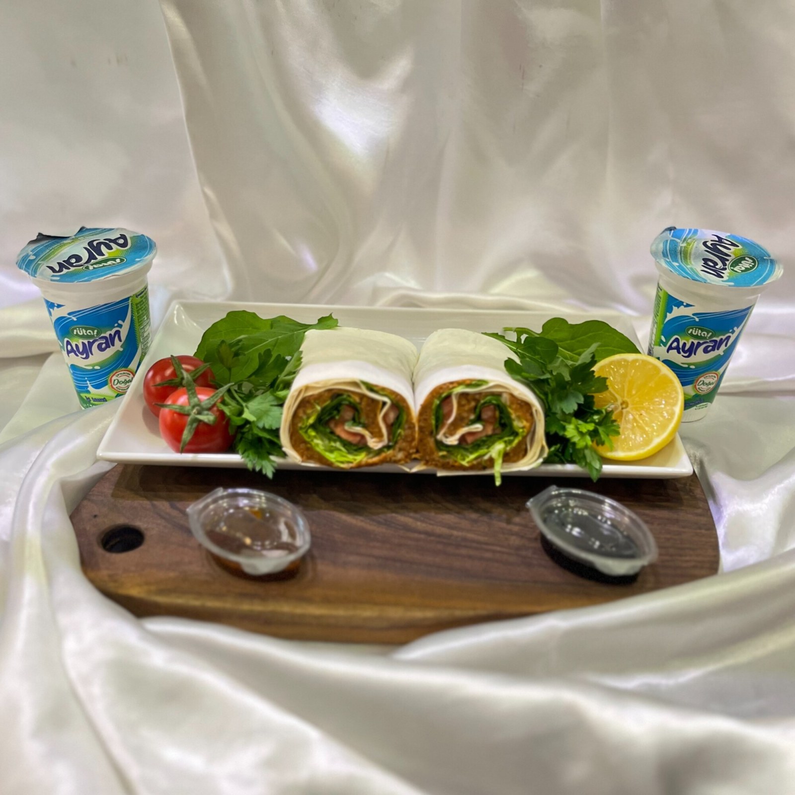 2'Li Çiğ Köfte Dürüm Menü & 2 Ad 175ml Ayranla