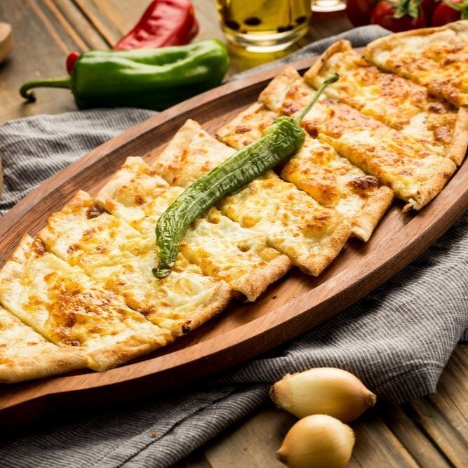 Kavurmalı Kaşarlı Pide (Kapalı)