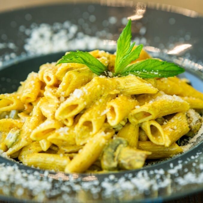 Köri Soslu Penne