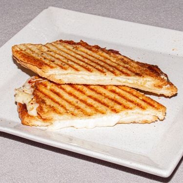 Kaşarlı tost