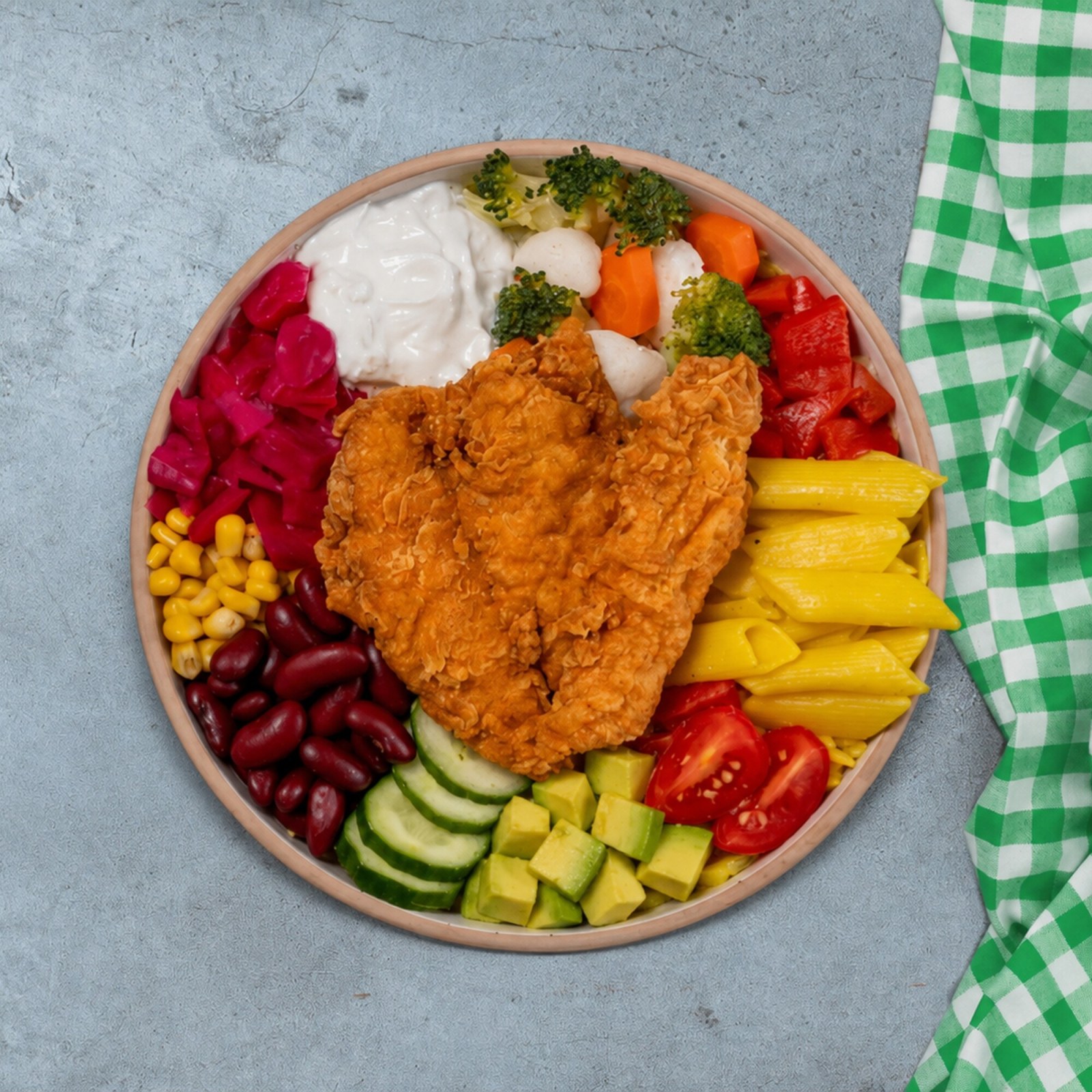 Çeşit Çıtır Tavuklu Makarnalı Bowl