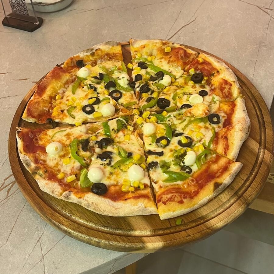 Akdeniz Pizza