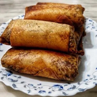 Tavuklu Çin Böreği