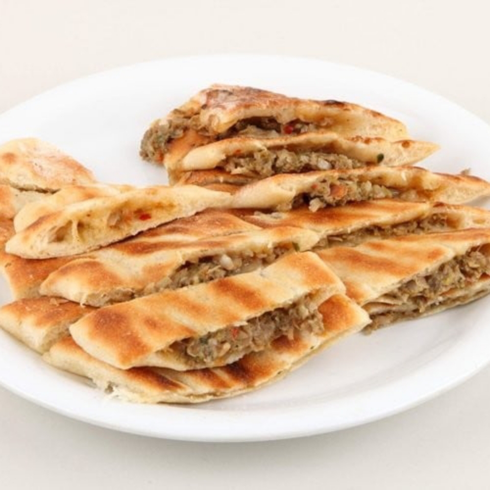 Kıymalı Kır Pidesi