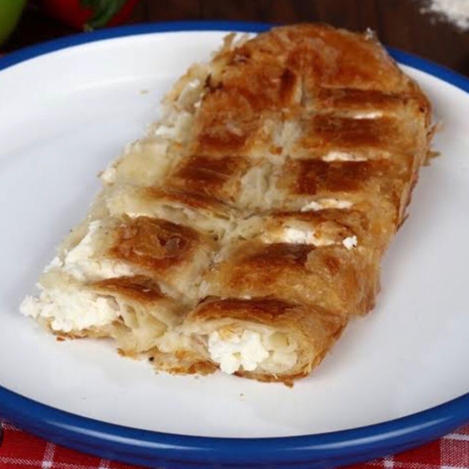 Peynirli Börek (1 kg.)