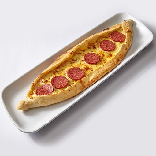 Sucuklu Kaşarlı Pide