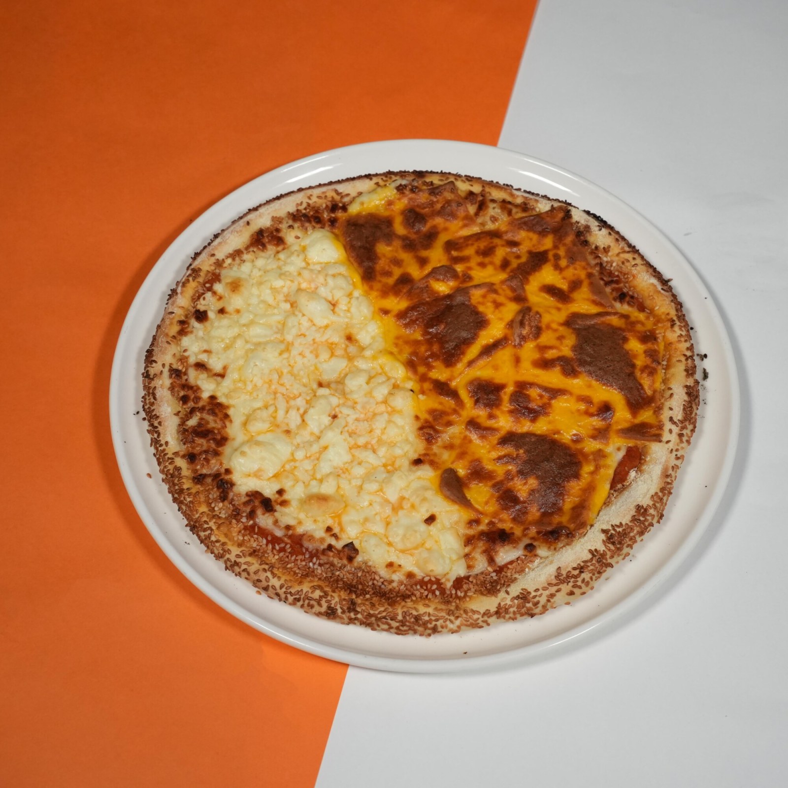 Üç Peynirli Pizza