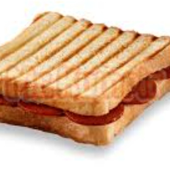 Sucuklu Tost