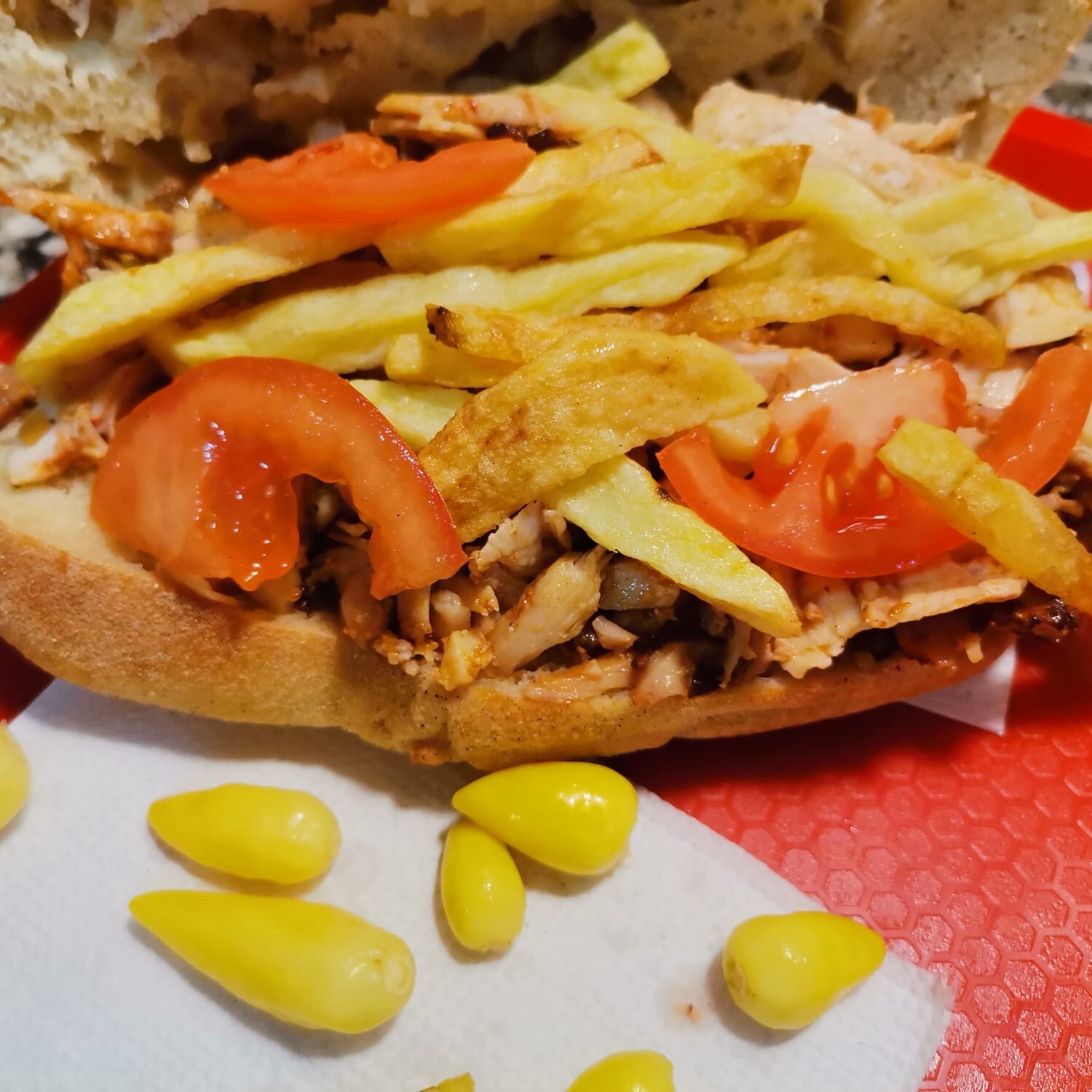 Yarım Ekmek Arası Tavuk Döner