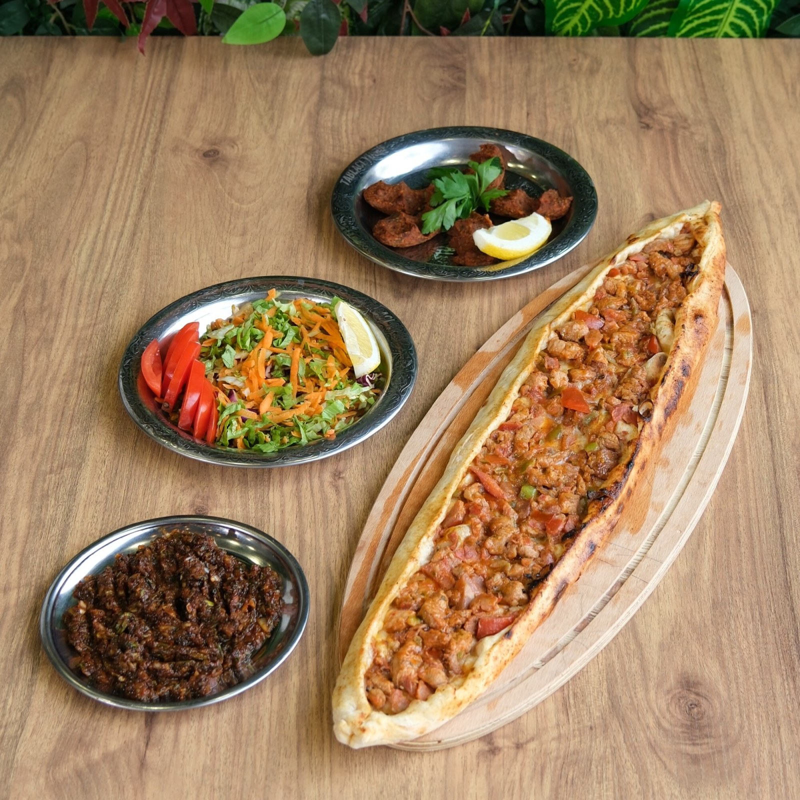 Kuşbaşılı Pide