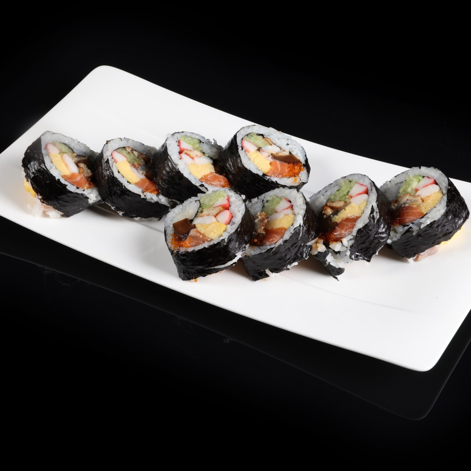 Futomaki (8 Parça)
