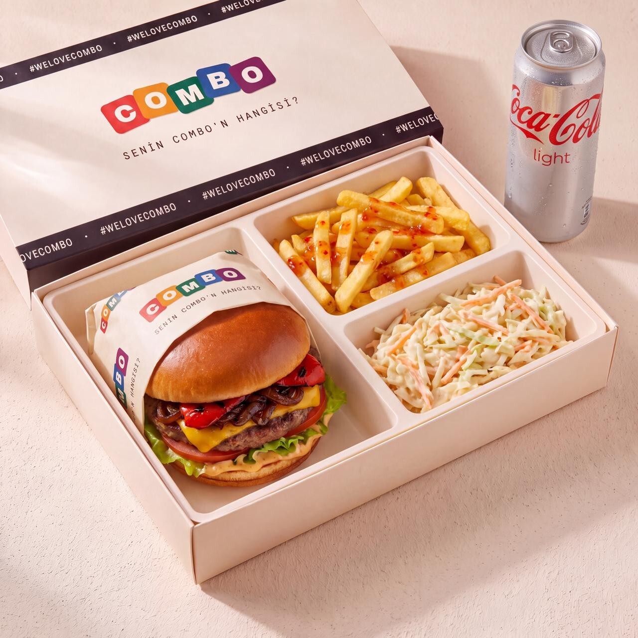 Koz Biberli Karamelize Soğanlı Burger Menü + 1 Kutu içecek