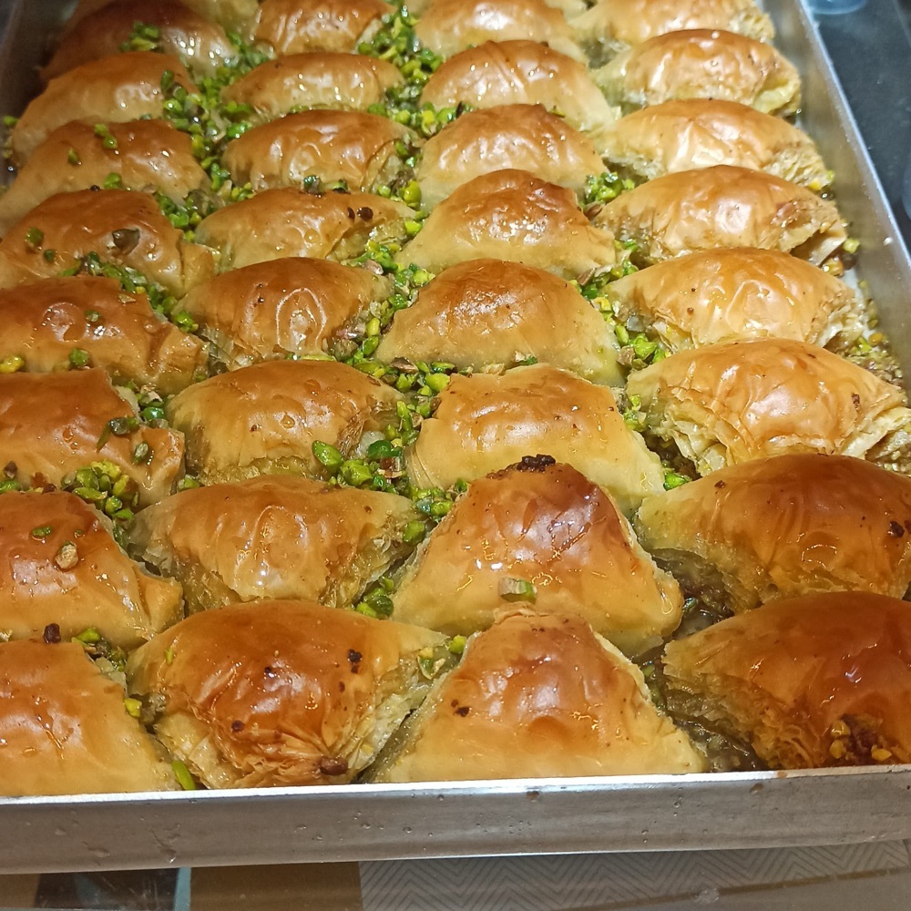Fıstıklı Şöbiyet (1 kg.)