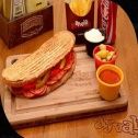 Sucuklu Yumurtalı Tost