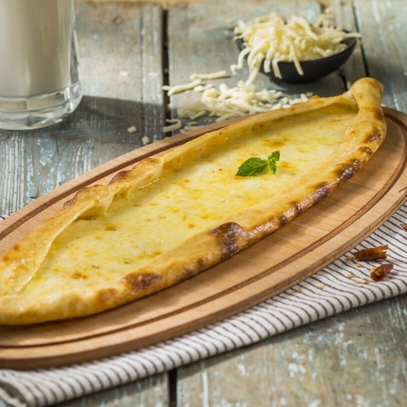 1 Kaşarlı Pide