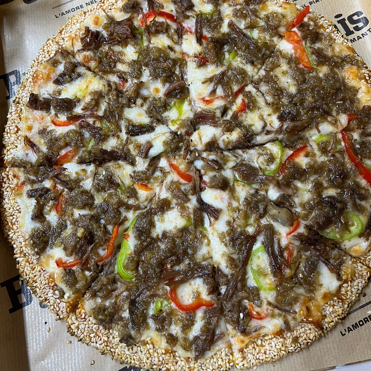 Kavurmalı Pizza