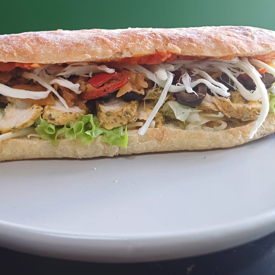 Ekmek Arası Izgara Tavuk