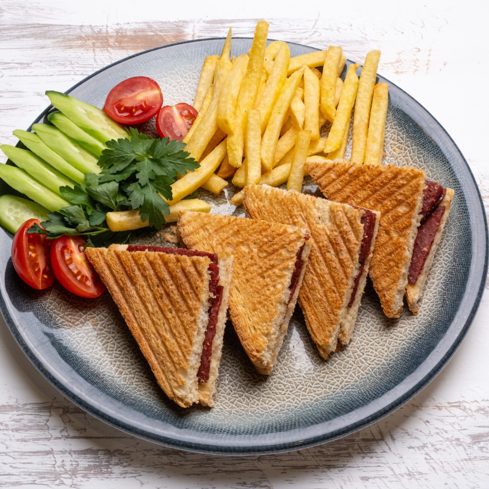 Kavurmalı Tost
