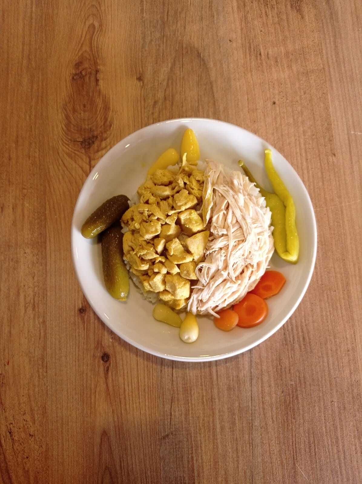 Tavuklu - Köri Soslu Tavuklu Pilav