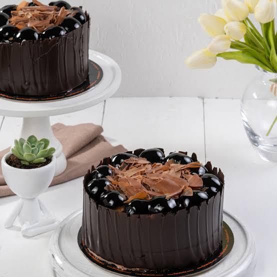 Profiterollü Pasta (10-12 Kişilik)