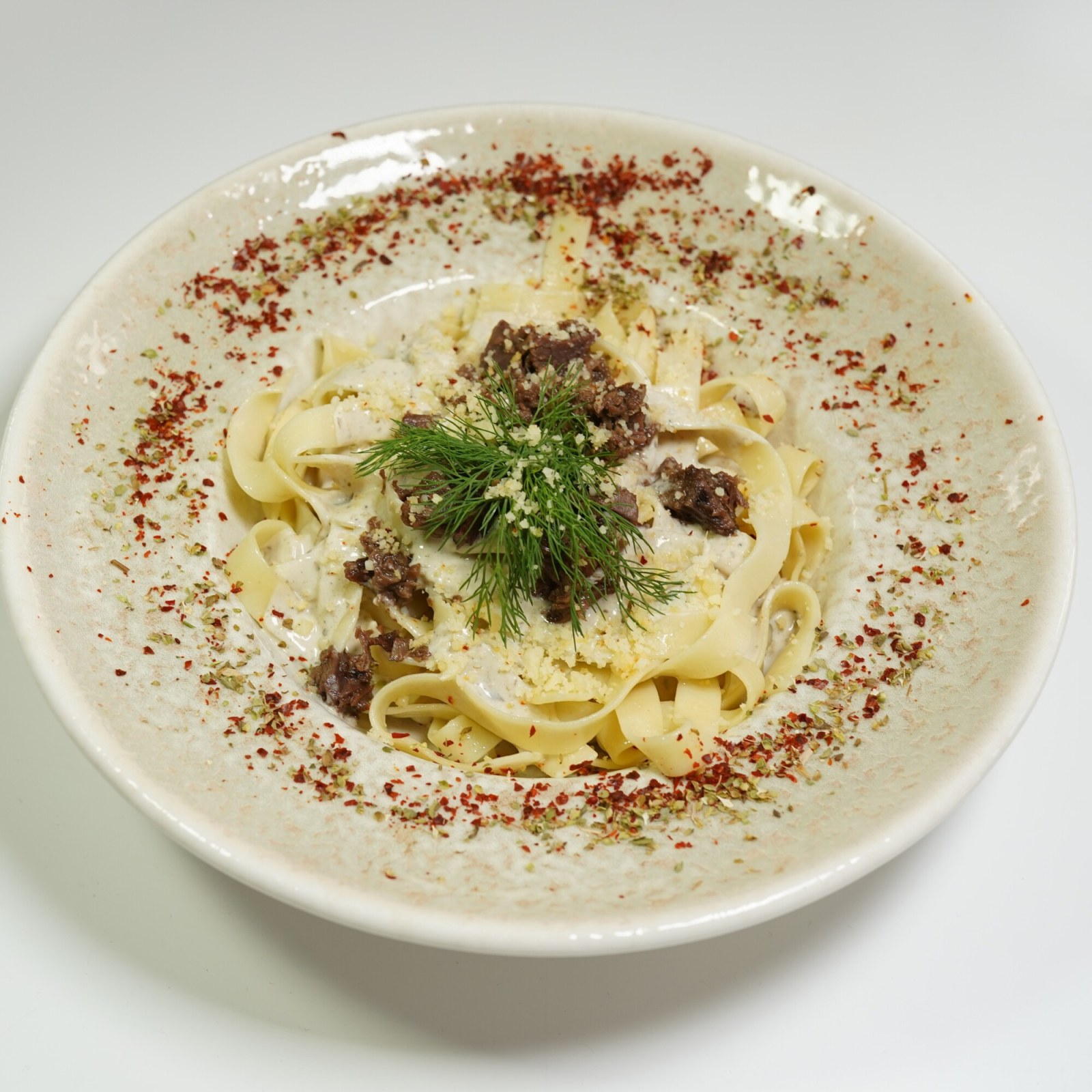 Kavurmalı Soslu Fettucini