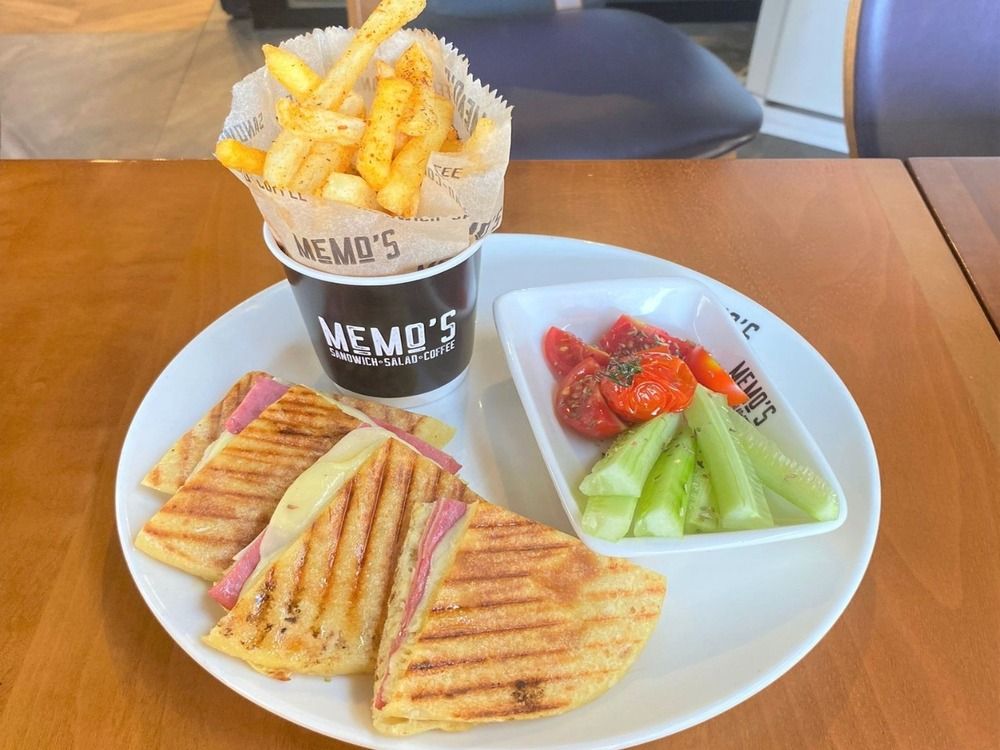 3 Etli Bazlama Tost