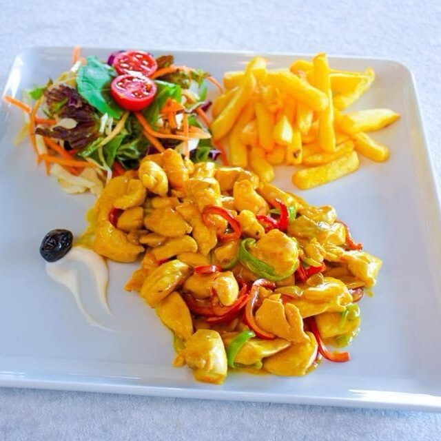 Fesleğen Soslu Tavuk )