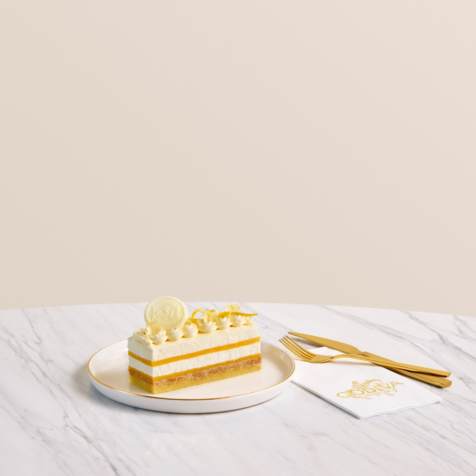 Misket Limonlu & Beyaz Çikolatalı Pasta
