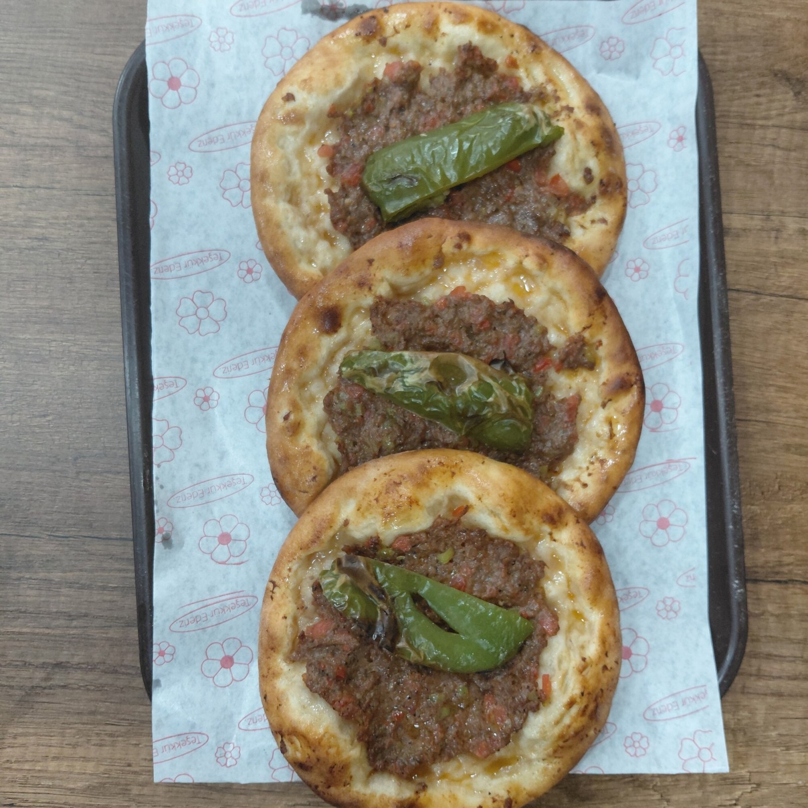 Cantık Pidesi (Porsiyon 3 Adet)