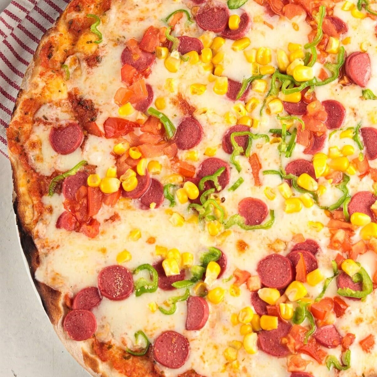 Sosisli Pizza