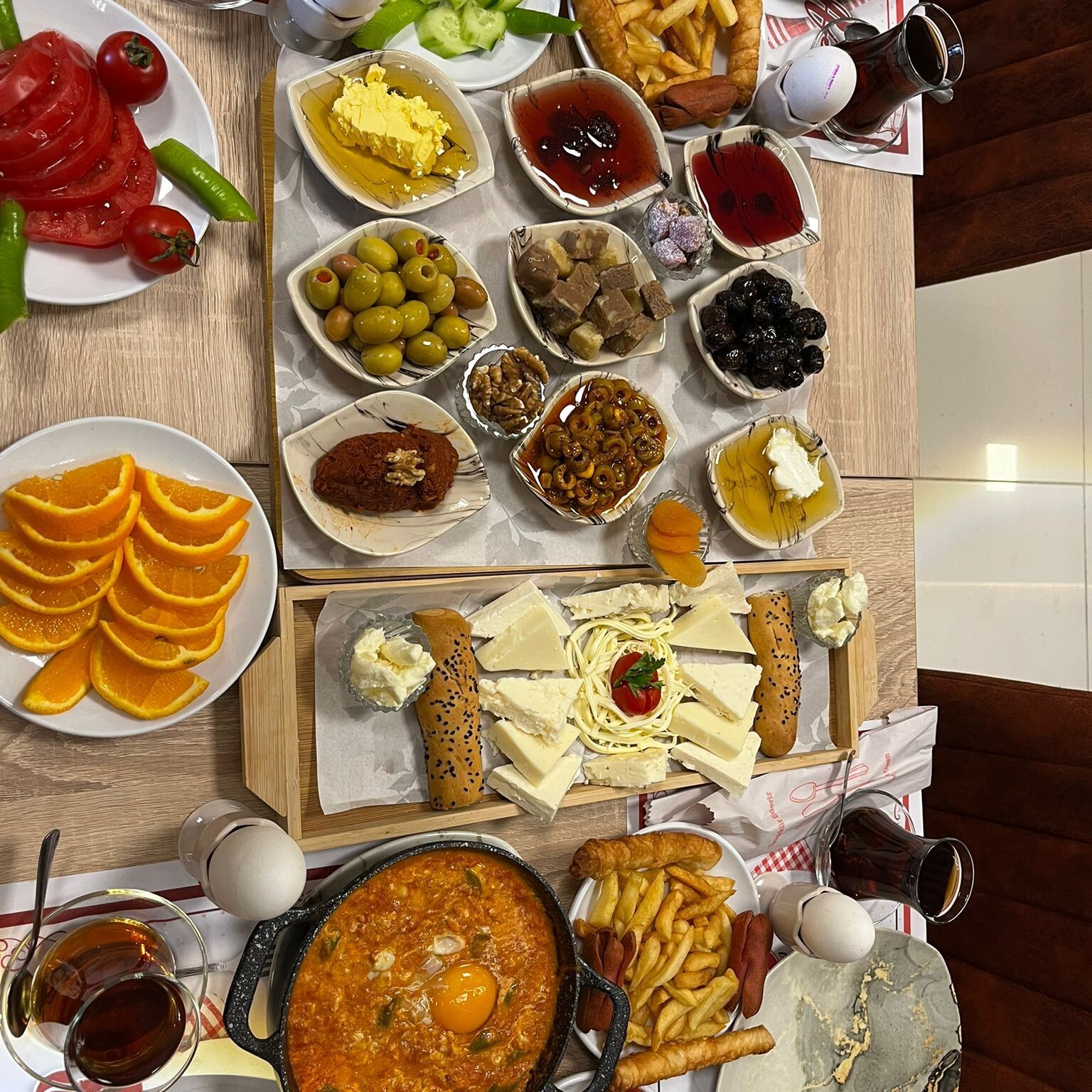 Kahvaltı Tabağı (4 Kişilik)