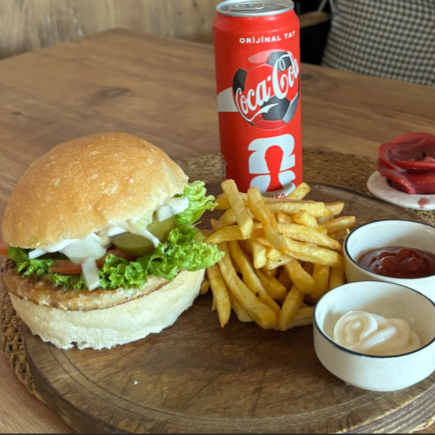 Tavuk Burger Menüsü