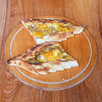 Kıymalı Yumurtalı Pide (Açık)