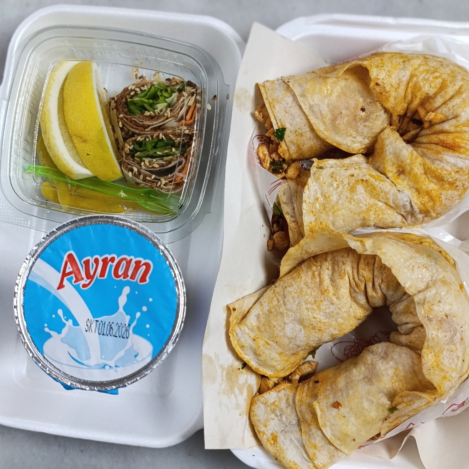 2'li Tavuklu Tantuni dürüm + Ayran 170 ml (1 Adet)