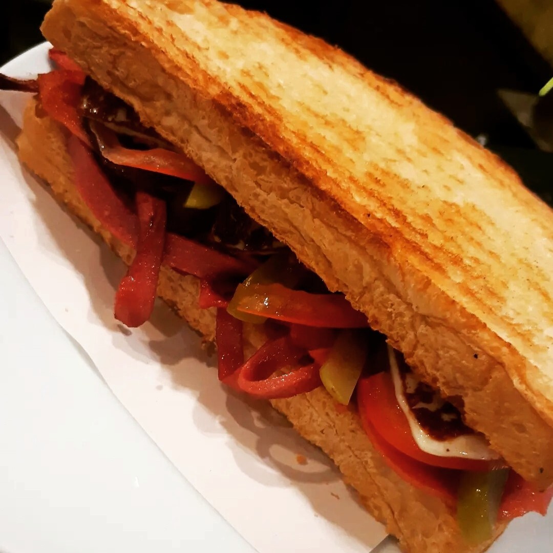 Atom Tost