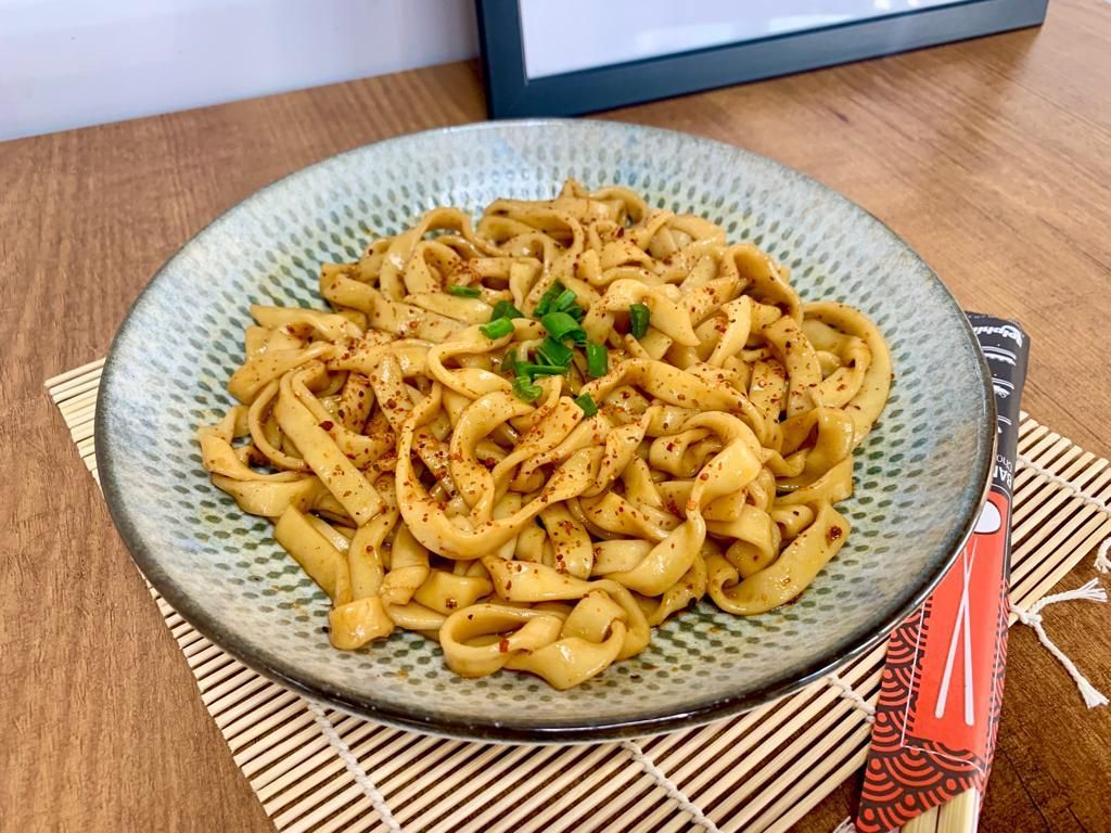 Ekşi Acılı Noodle