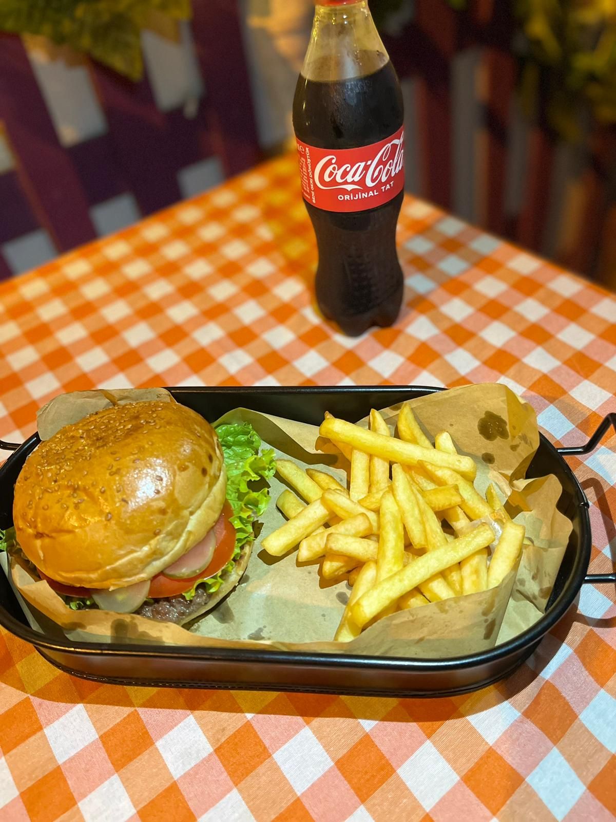 Köz Patlıcanlı Burger Menü