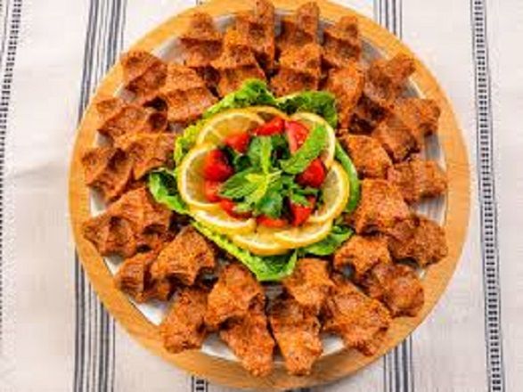 Çiğ Köfte (1 kg.) (Garnitürsüz)