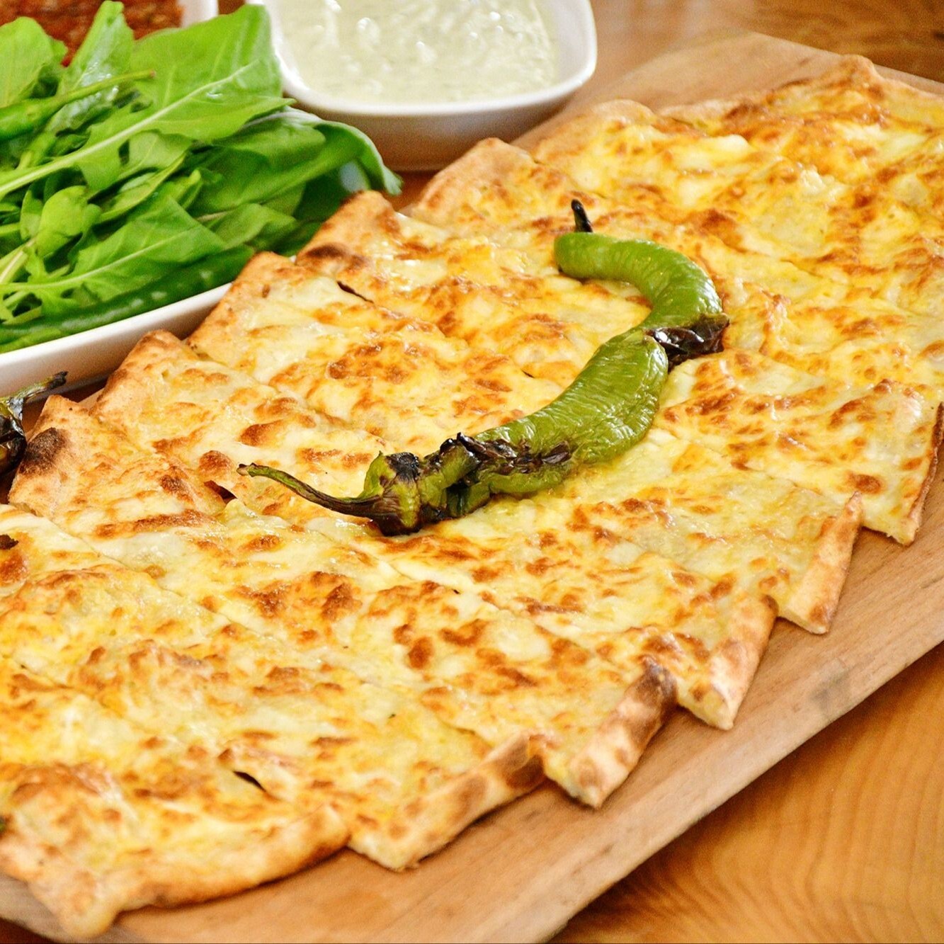 Kaşarlı Pide
