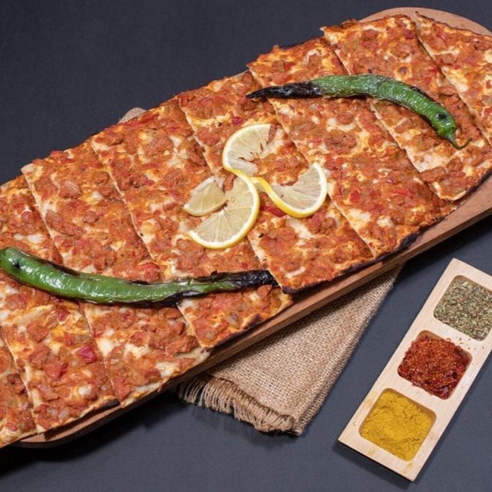 Kuşbaşılı Pide