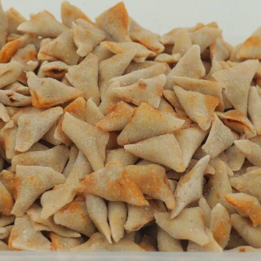 Üçgen Mantı 1 Kg Pişmemiş Ev Yapımı