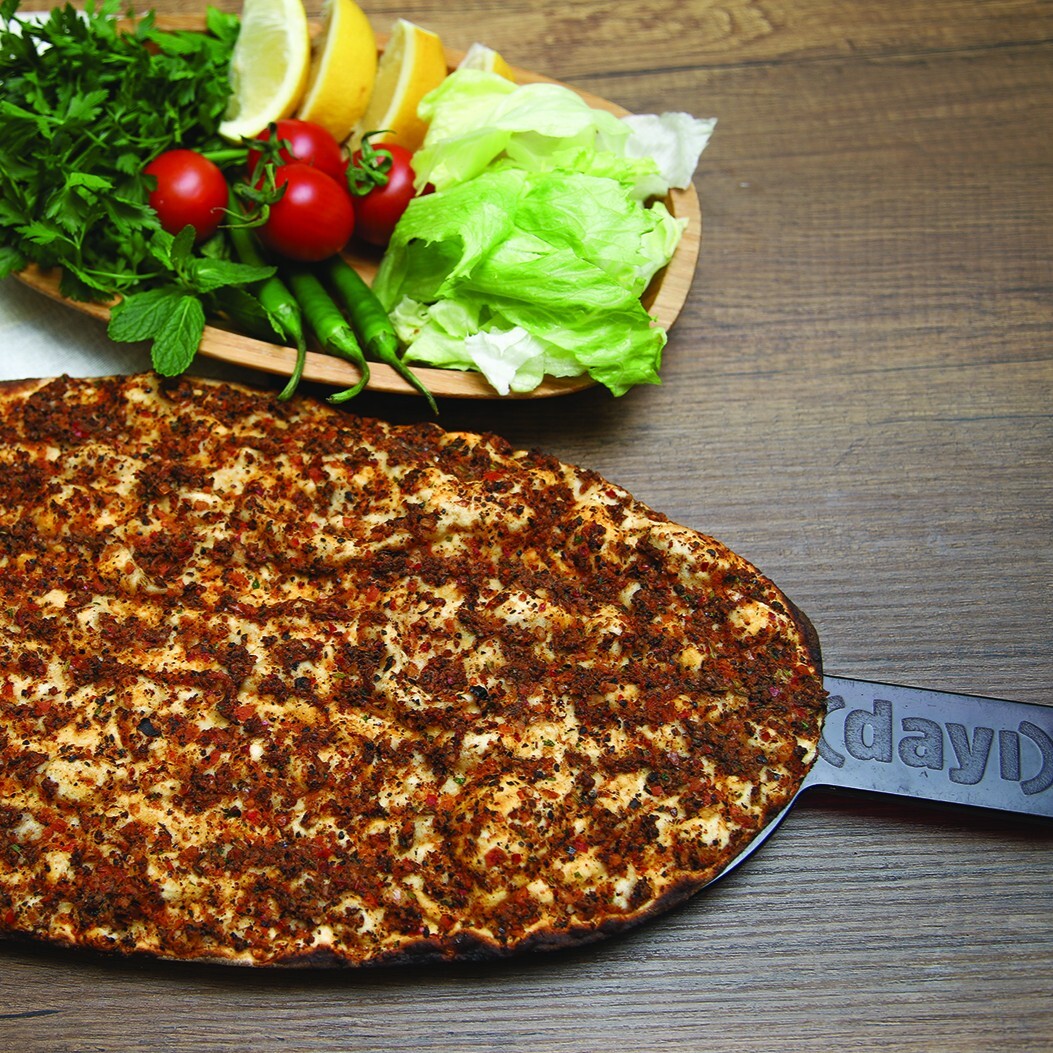 Isotlu Lahmacun (Urfa Usulü)