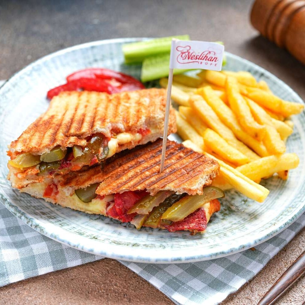 Yengen Tost