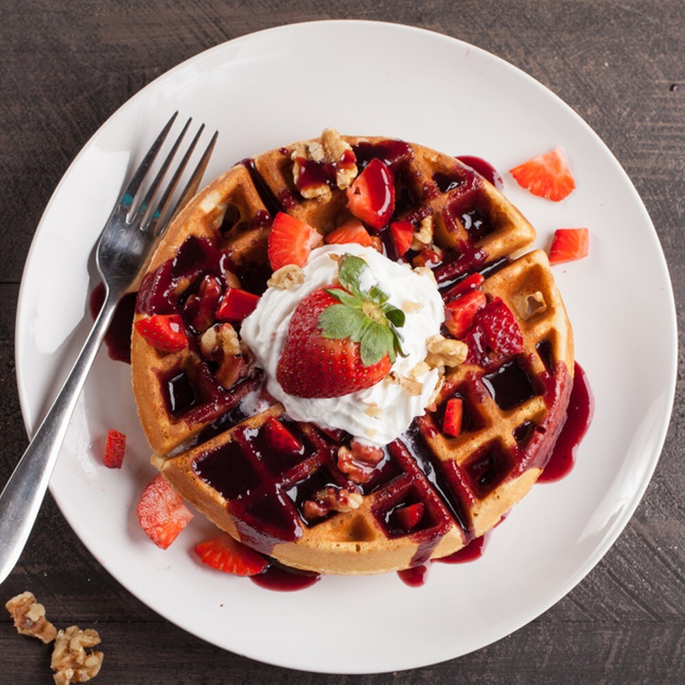 Çilekli Brüksel Waffle
