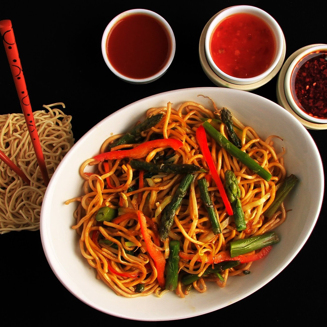 76. Kuşkonmazlı Noodle (Küçük)