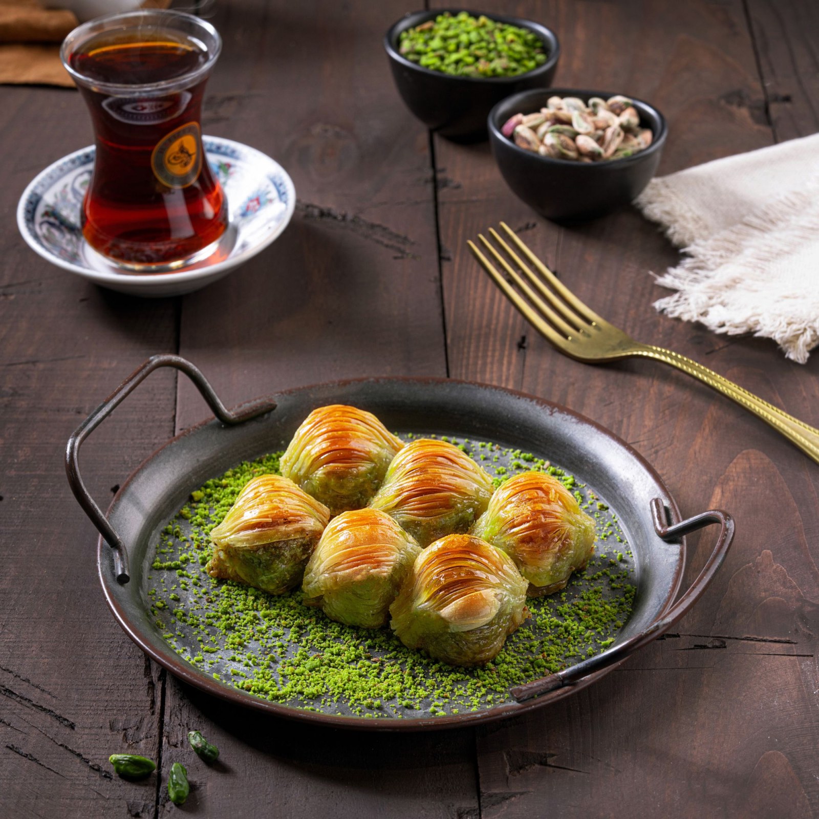 Fıstıklı Midye Baklava Porsiyon